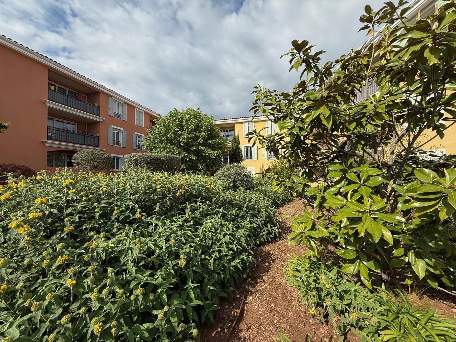 Appartement en vente &agrave; Brignoles / 2 pi&egrave;ces 38 m&sup2;