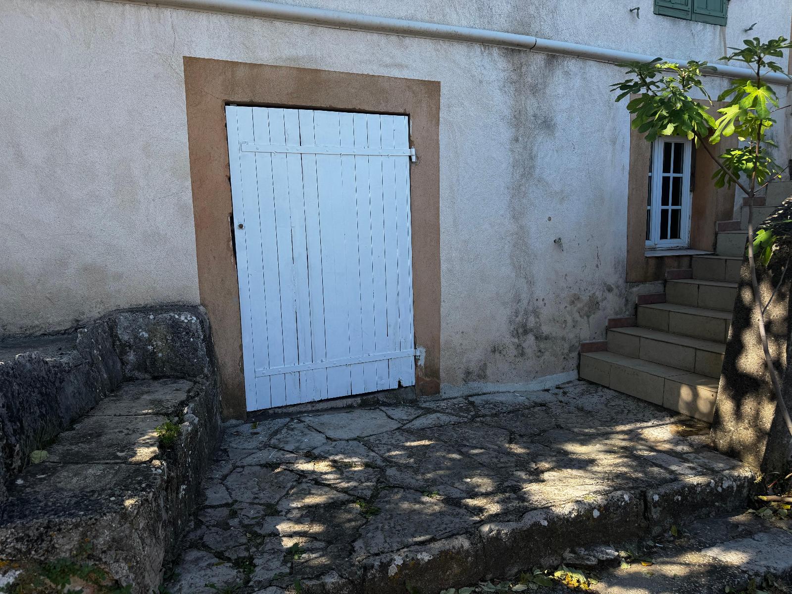 appartement 0 pièces - ROUGIERS