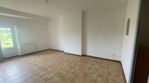 Appartement en Location à Rougiers / 2 pièces 33m2