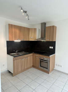 Appartement rénové en Location à Brignoles / 2 pièces 38m2