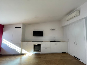 Appartement en Location à St-maximin-la-ste-baume / 2 pièces 59m2