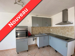 Appartement en Location à St-maximin-la-ste-baume / 2 pièces 40m2